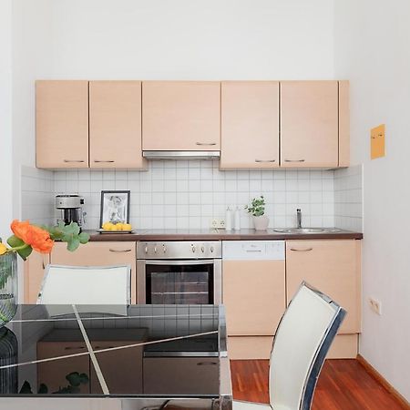 Visionapartments Marc-Aurel-Strasse - Contactless Check-In Wina Bagian luar foto
