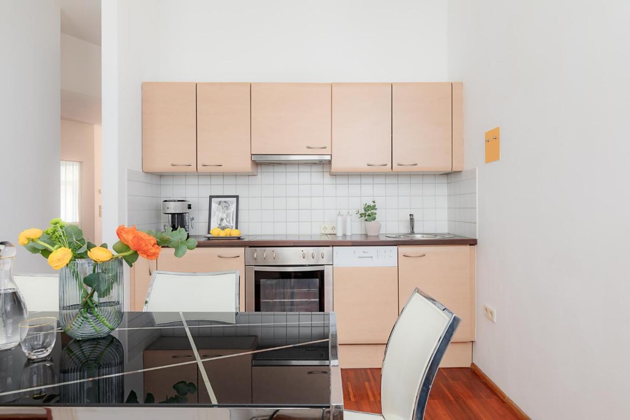Visionapartments Marc-Aurel-Strasse - Contactless Check-In Wina Bagian luar foto