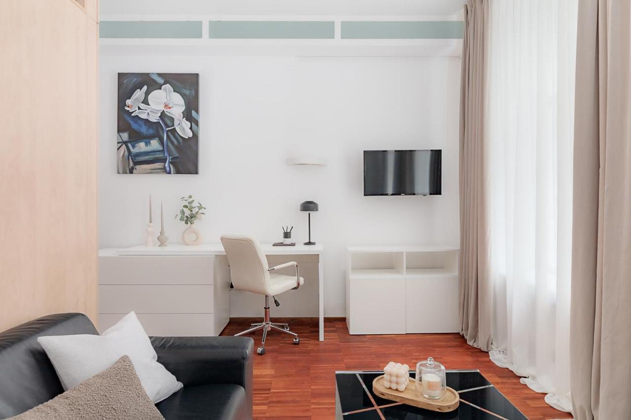 Visionapartments Marc-Aurel-Strasse - Contactless Check-In Wina Bagian luar foto