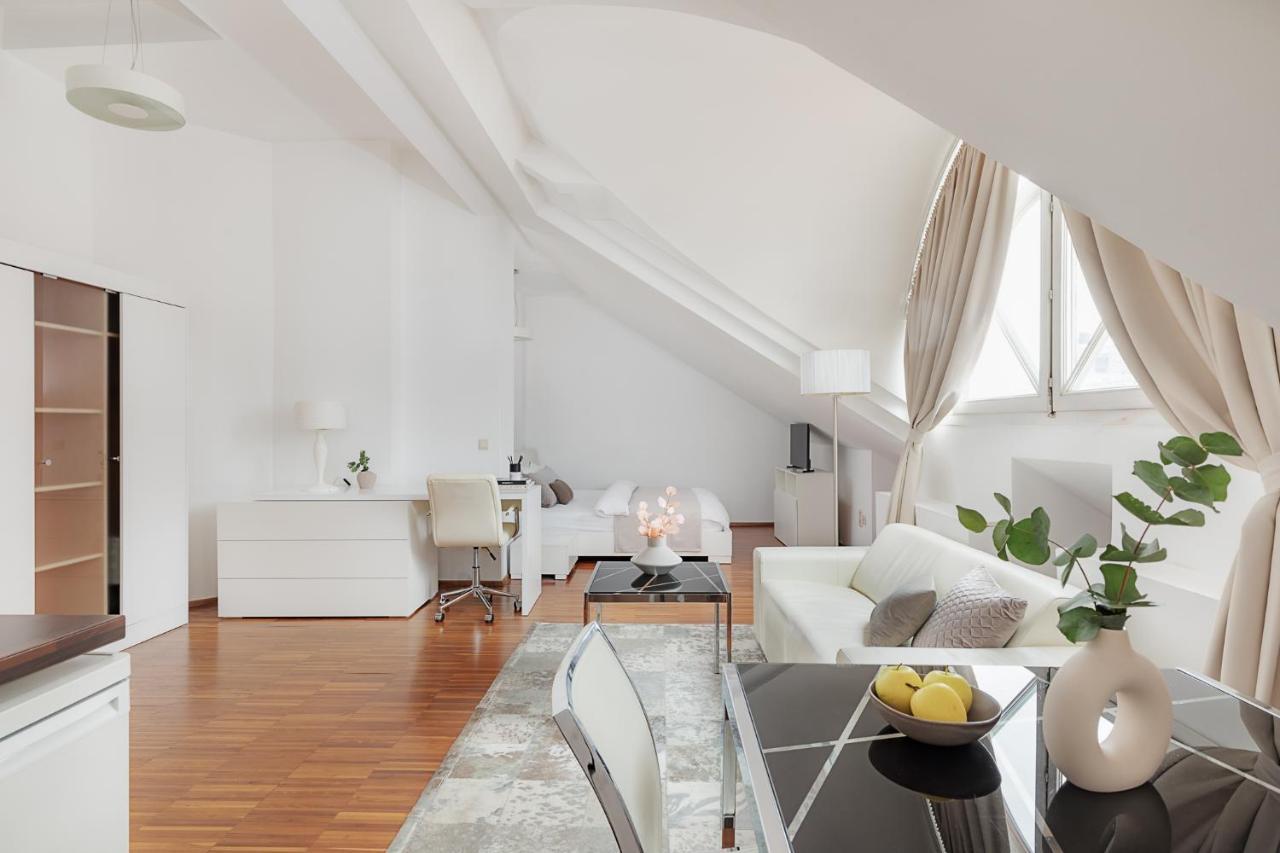 Visionapartments Marc-Aurel-Strasse - Contactless Check-In Wina Bagian luar foto