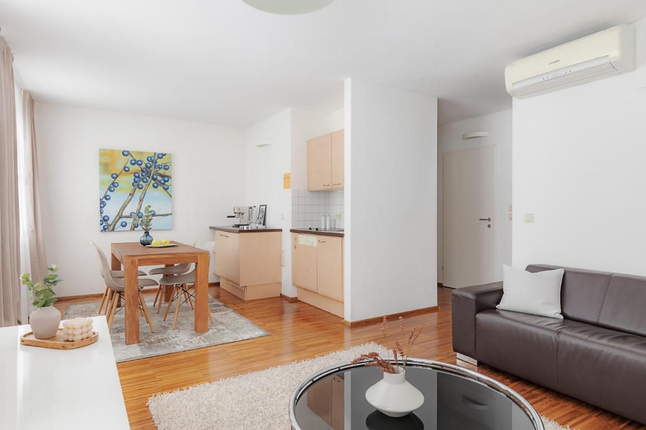 Visionapartments Marc-Aurel-Strasse - Contactless Check-In Wina Bagian luar foto