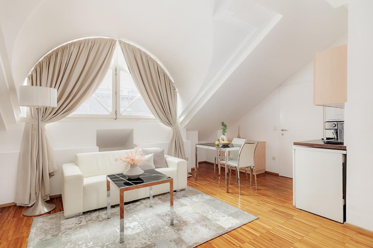 Visionapartments Marc-Aurel-Strasse - Contactless Check-In Wina Bagian luar foto