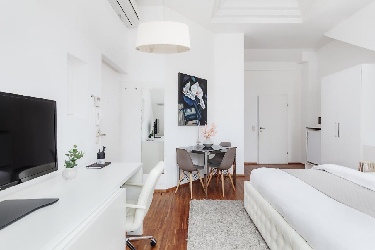 Visionapartments Marc-Aurel-Strasse - Contactless Check-In Wina Bagian luar foto
