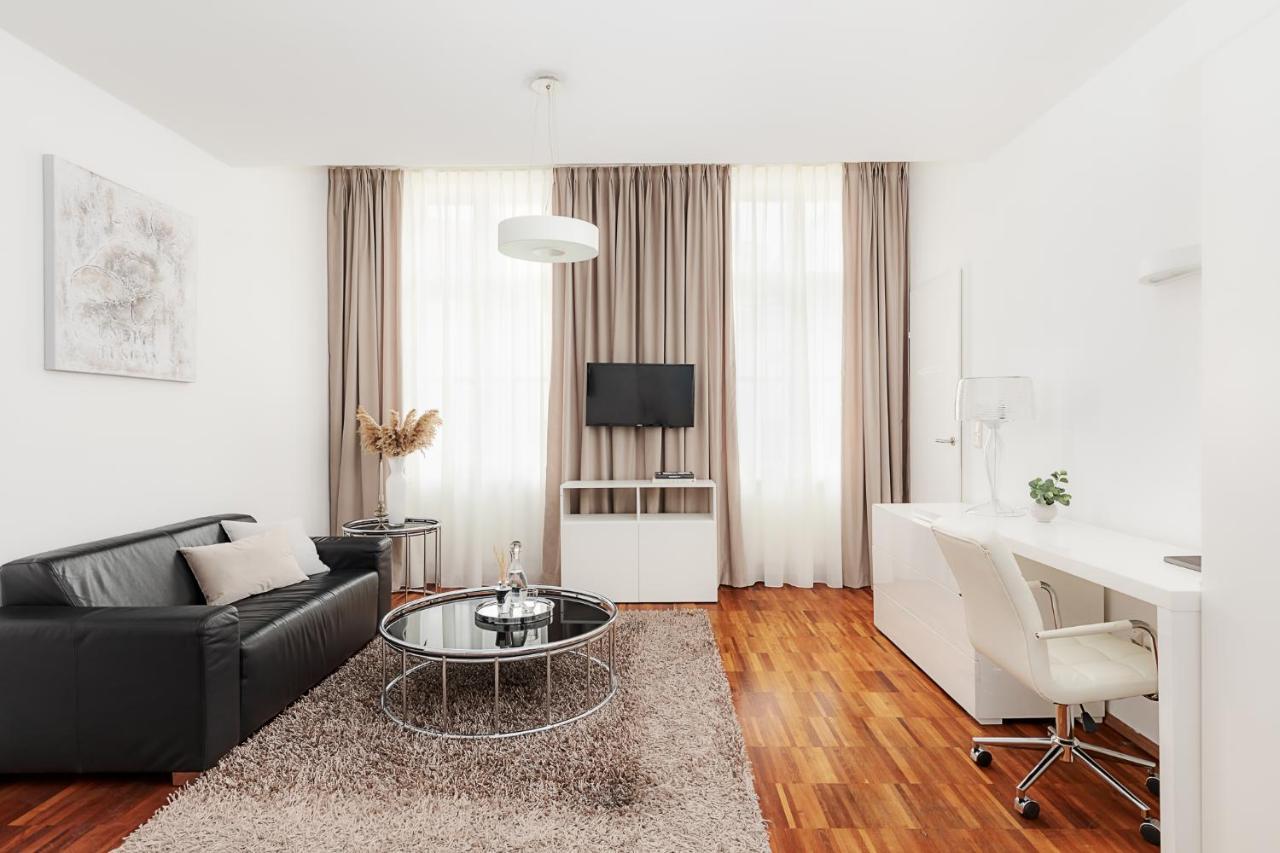 Visionapartments Marc-Aurel-Strasse - Contactless Check-In Wina Bagian luar foto
