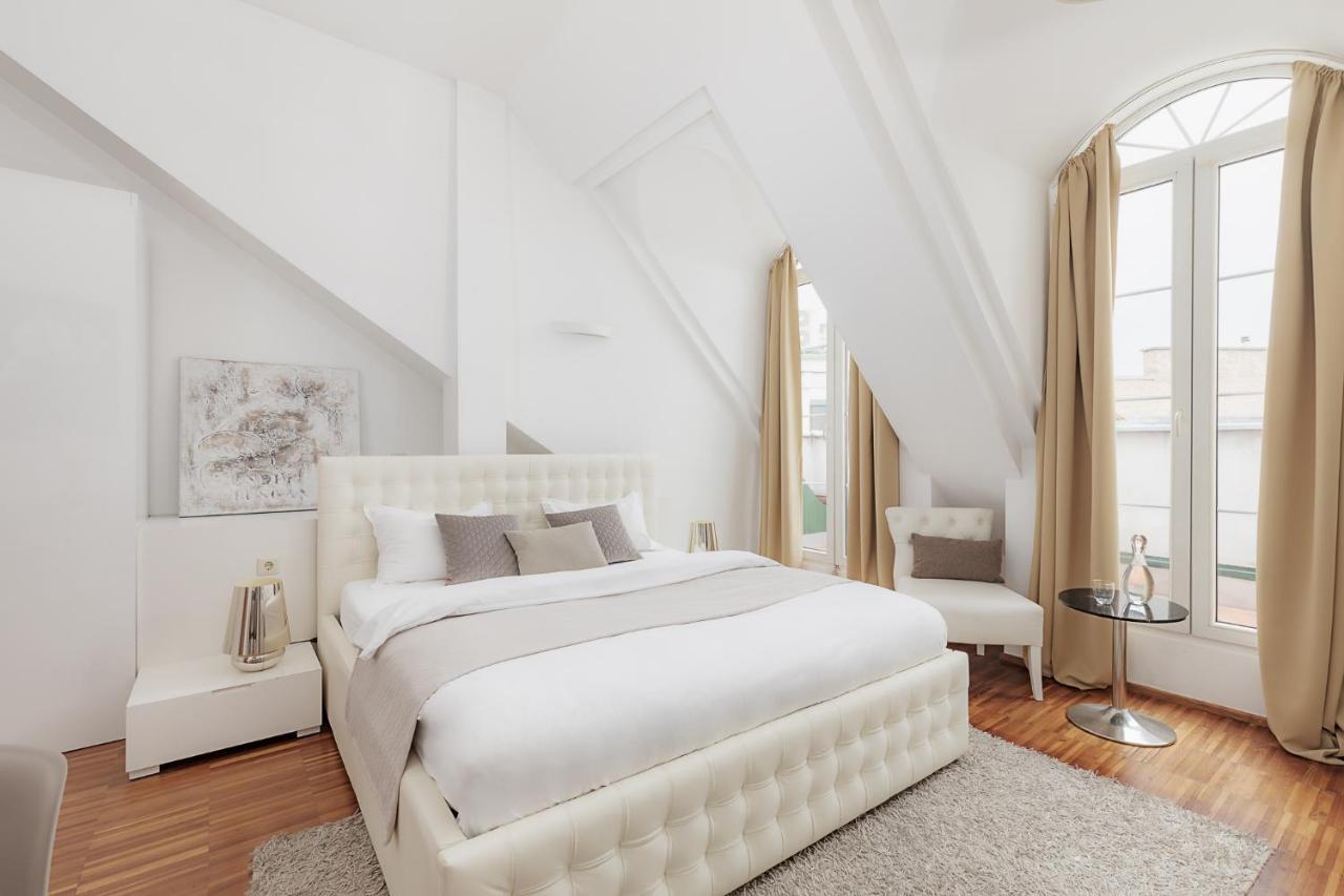 Visionapartments Marc-Aurel-Strasse - Contactless Check-In Wina Bagian luar foto